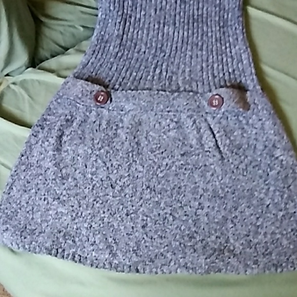 Adorable grey sweater 👗 - Picture 6 of 8